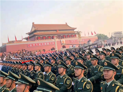 闽江学院毕业学子参加国庆大阅兵