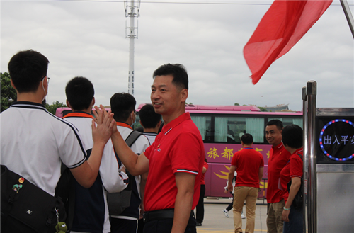 磁灶中学校服图片